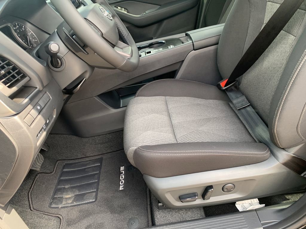 New 2026 Nissan Rogue SV FWD image 20