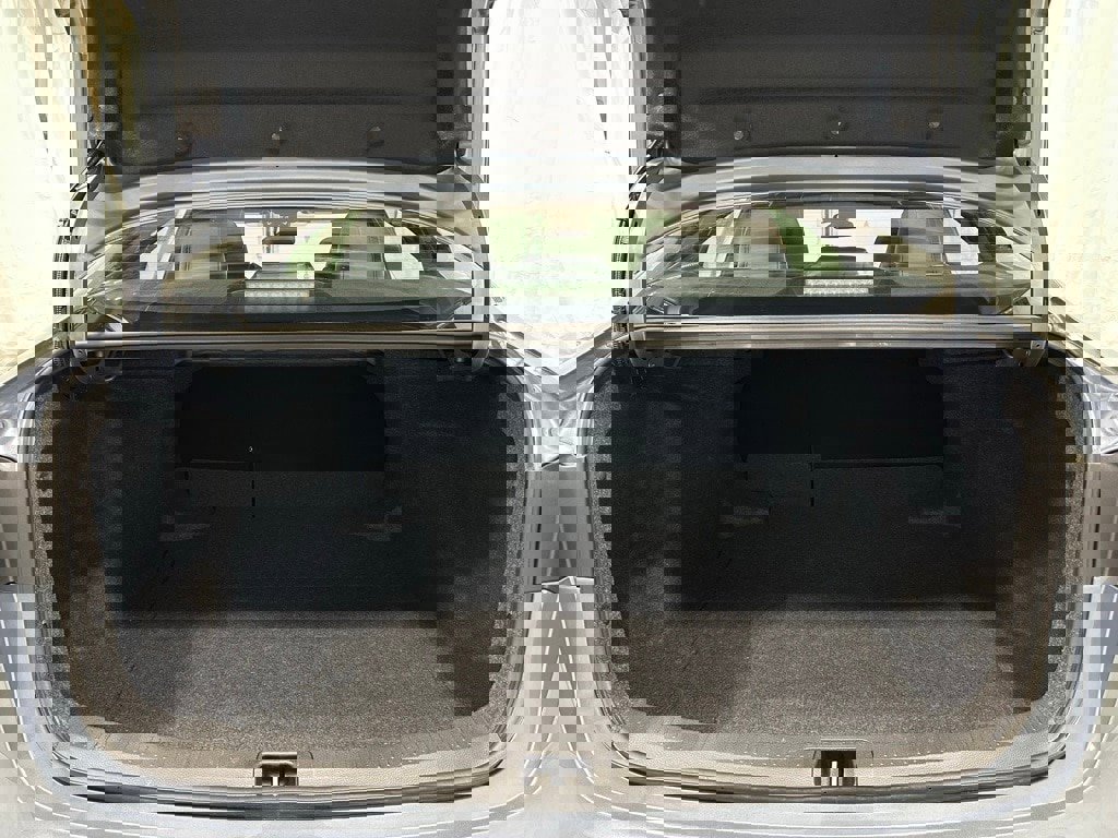 Used 2025 Toyota Corolla XSE image 49