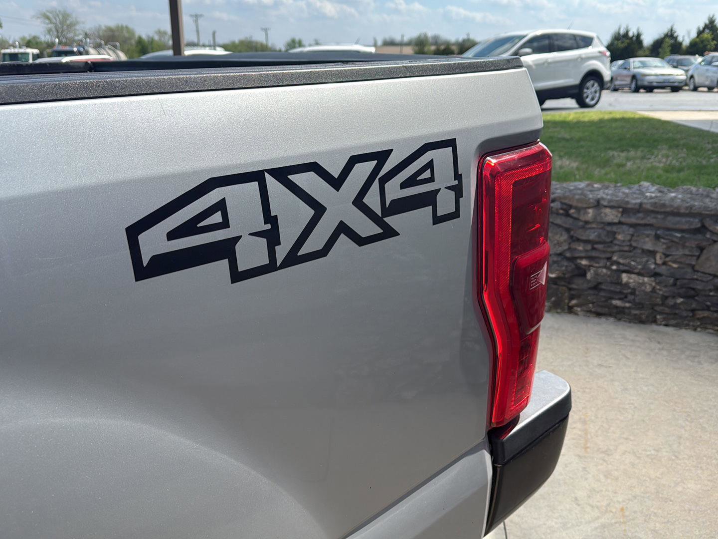 Used 2019 Ford F250 XL w/ Power Equipment Group image 6