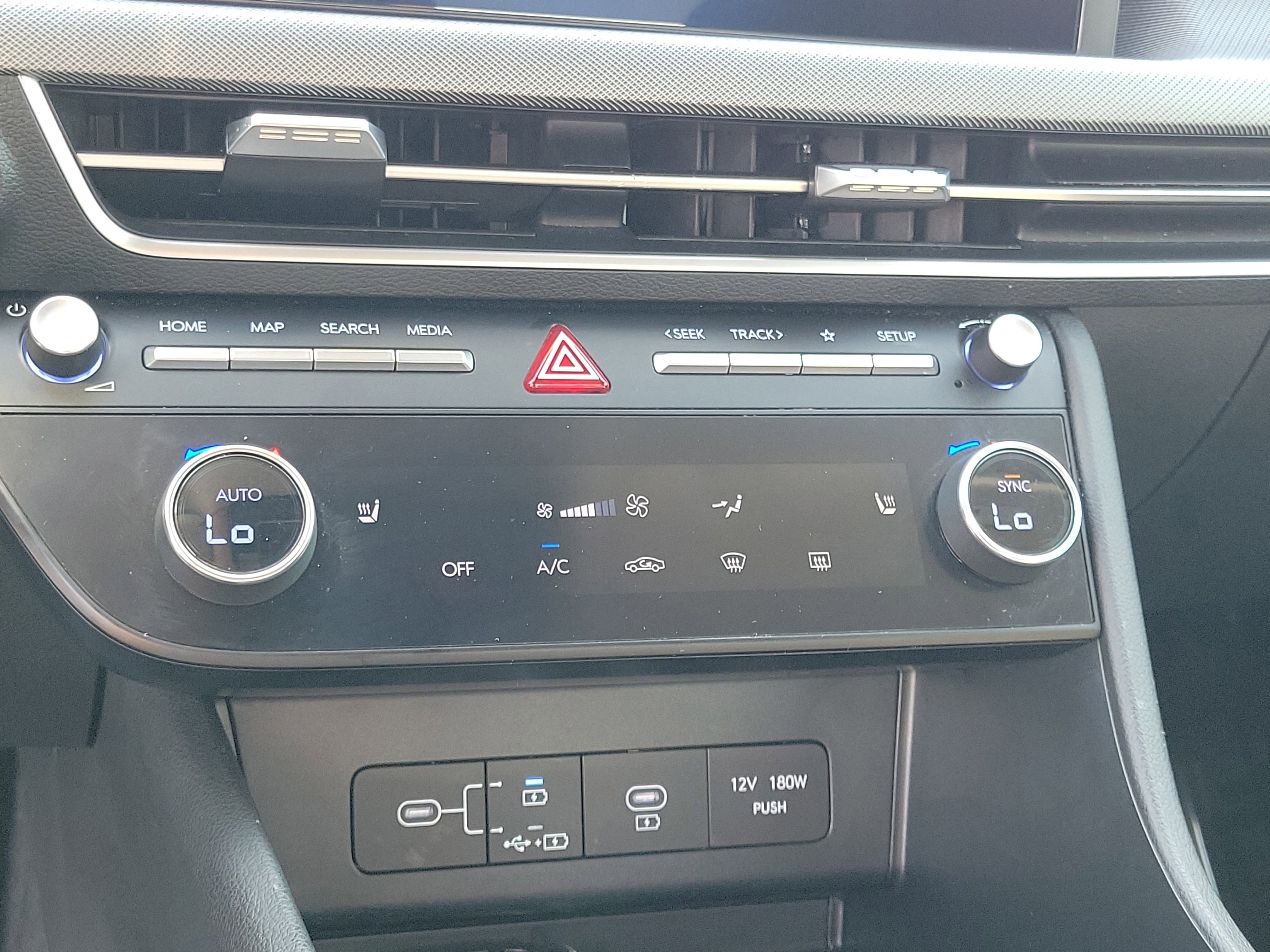 Used 2025 Hyundai Sonata SEL FWD image 27