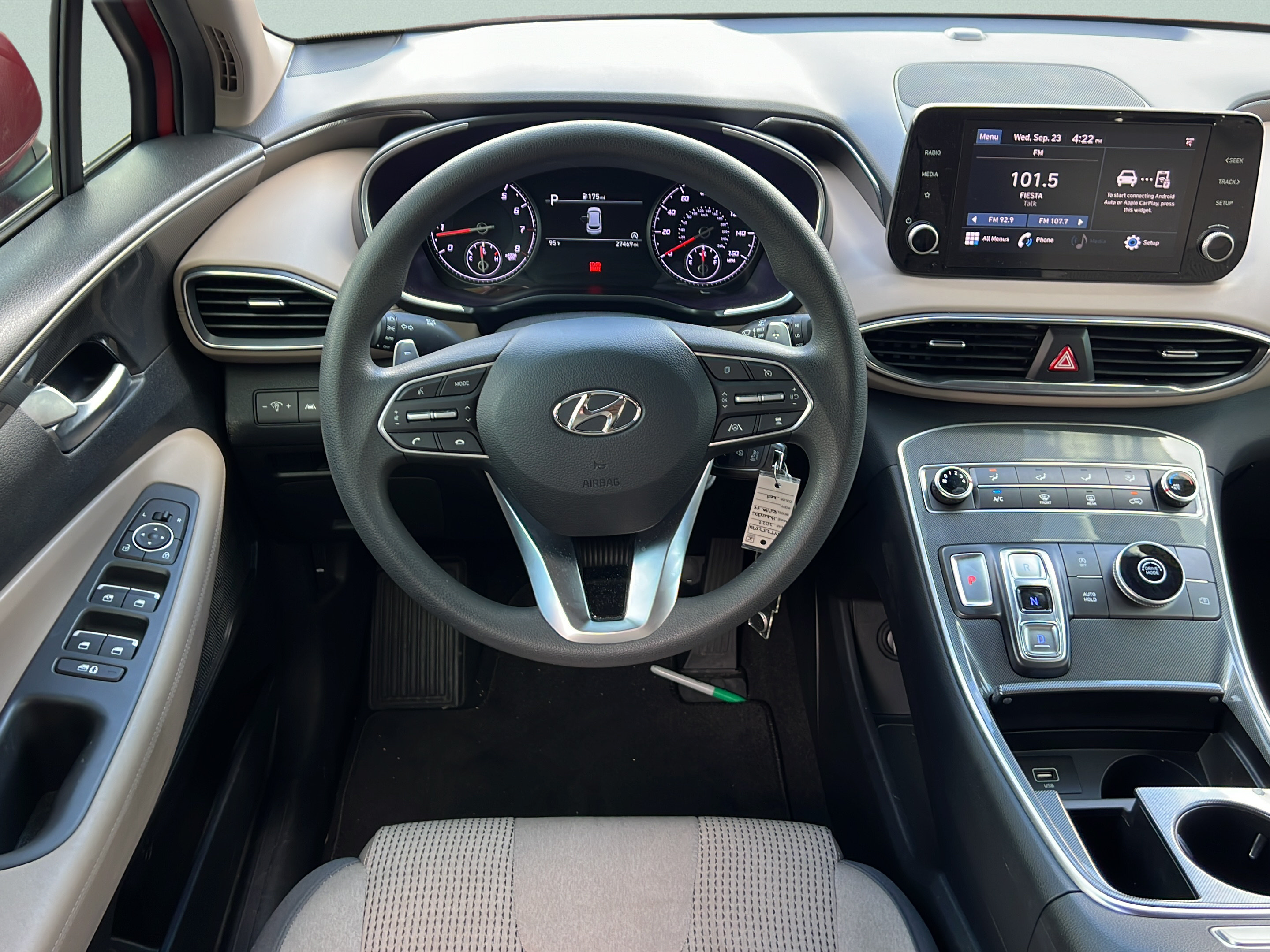 Used 2023 Hyundai Santa Fe SE FWD image 15