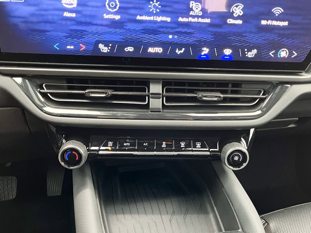 Certified 2024 Chevrolet Equinox EV RS image 26