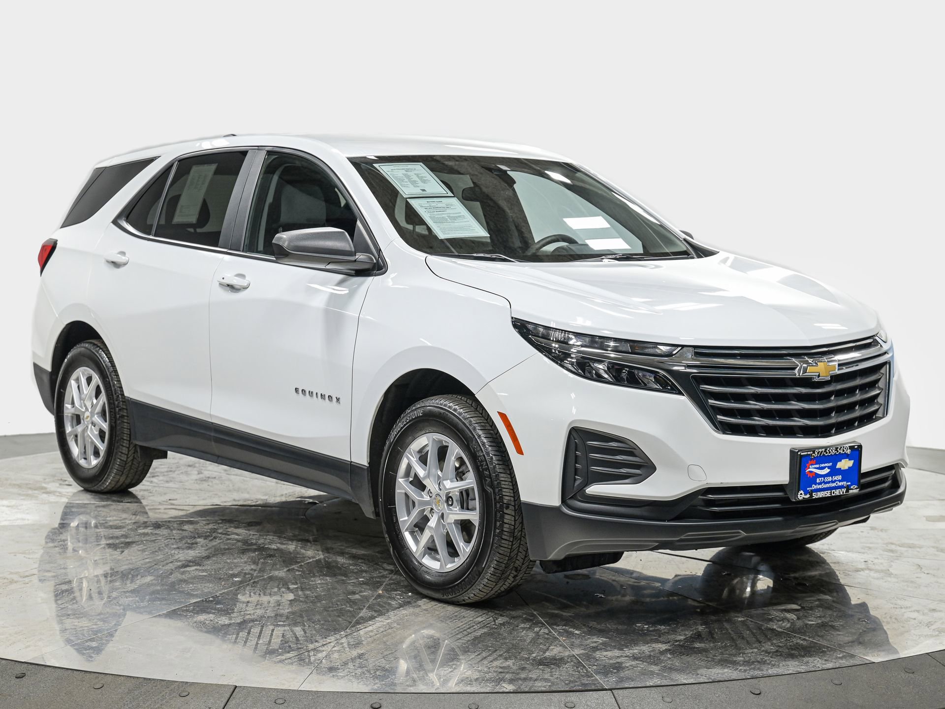 Used 2023 Chevrolet Equinox LS w/ LS Convenience Package image 11