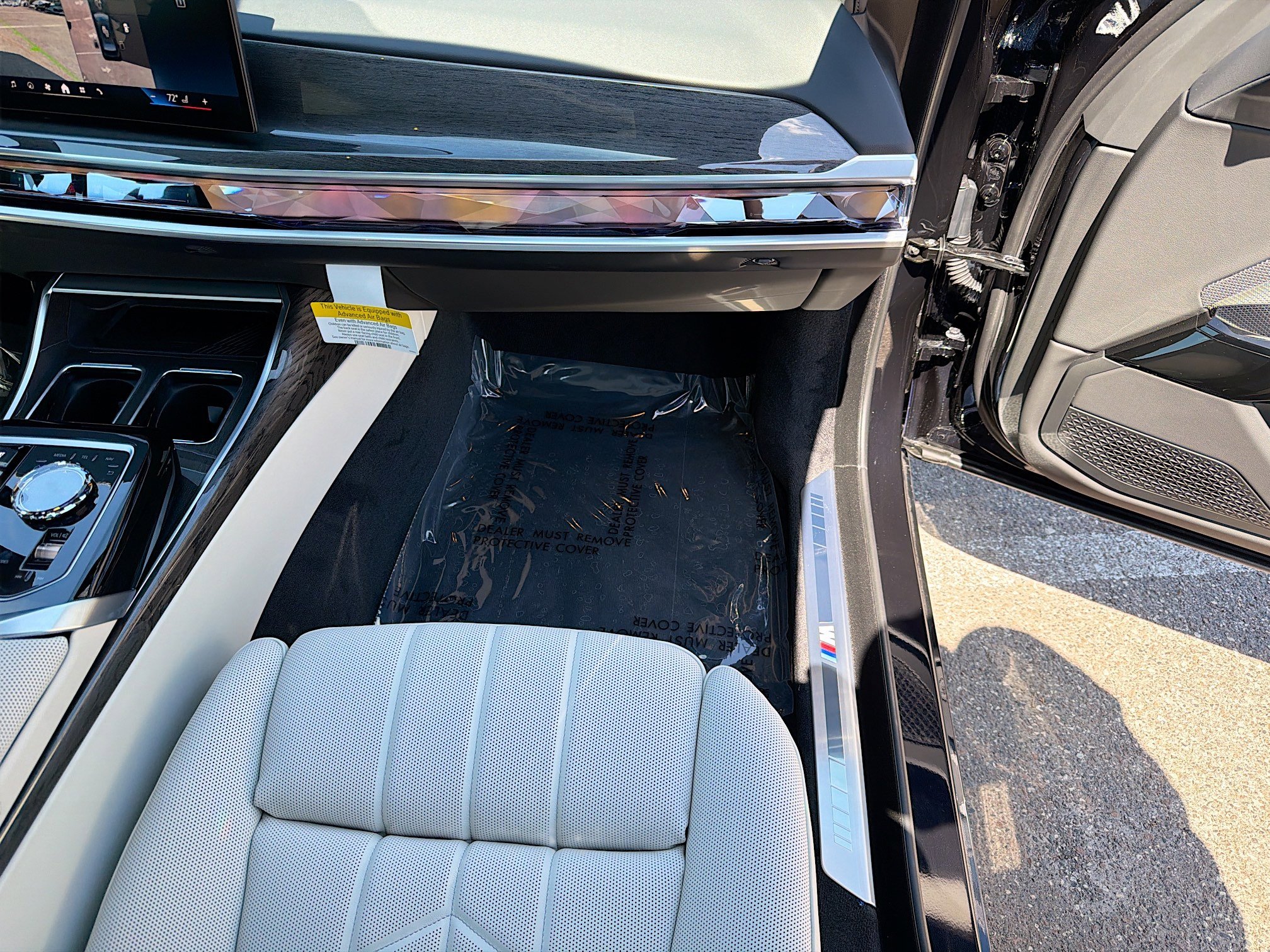 New 2026 BMW 760i xDrive image 18