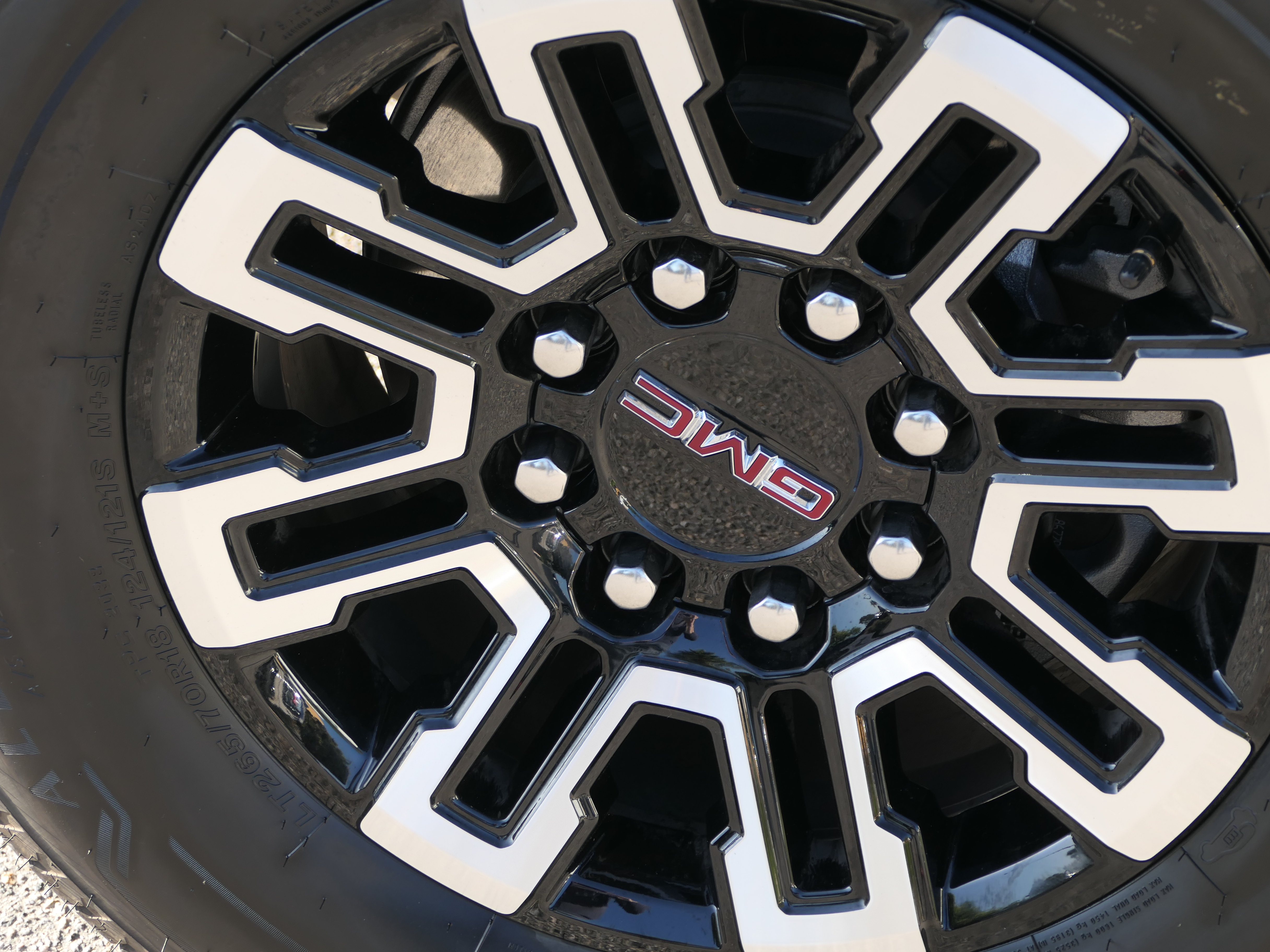 New 2026 GMC Sierra EV Elevation AWD/4WD image 12