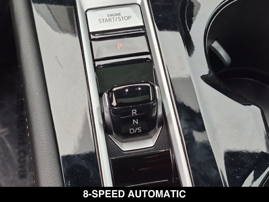 Used 2024 Volkswagen Atlas Cross Sport SEL Premium R-Line AWD/4WD image 9