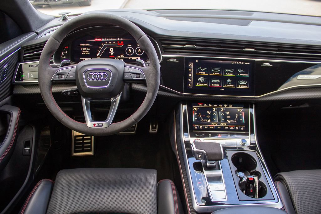 Used 2024 Audi RS Q8 image 13