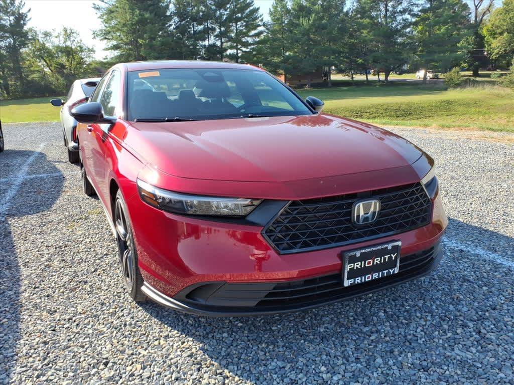 Used 2025 Honda Accord Sport image 9