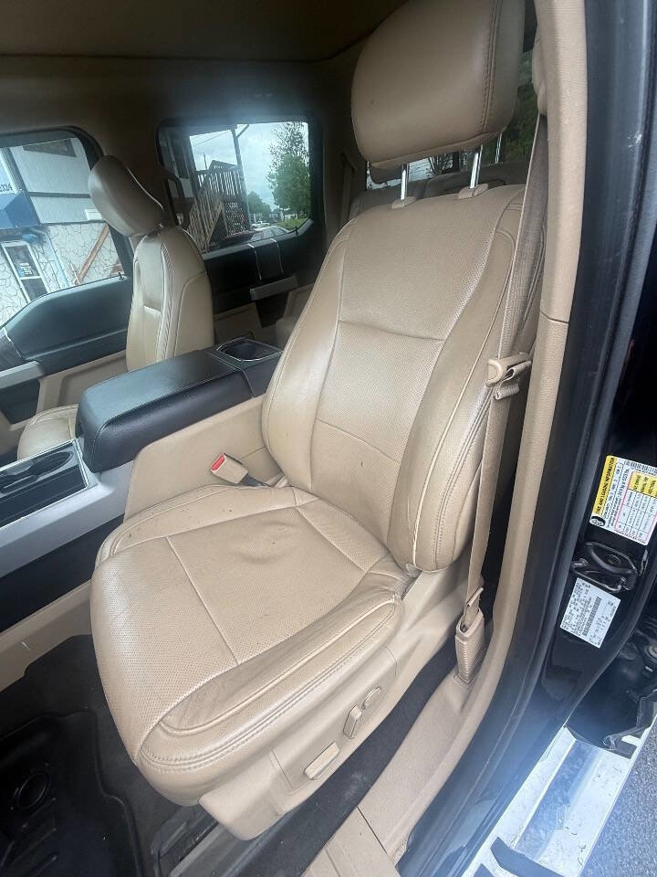 Used 2017 Ford F350 Lariat w/ Lariat Ultimate Package AWD/4WD image 9