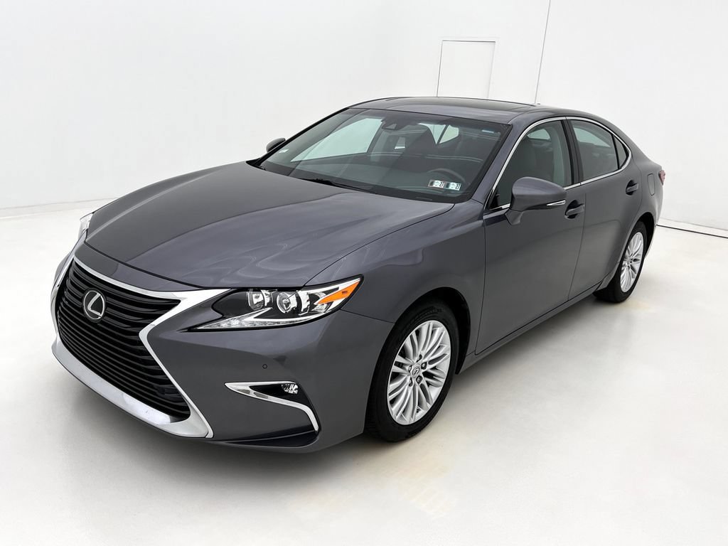 Used 2017 Lexus ES 350 w/ Premium Package FWD image 4