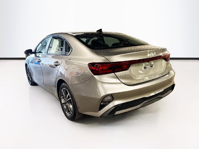 Certified 2023 Kia Forte LXS w/ LXS Technology Package FWD image 5