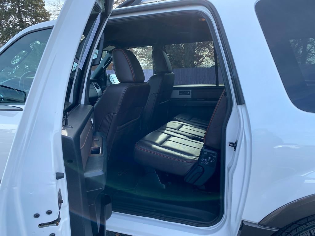 Used 2017 Ford Expedition EL King Ranch image 19