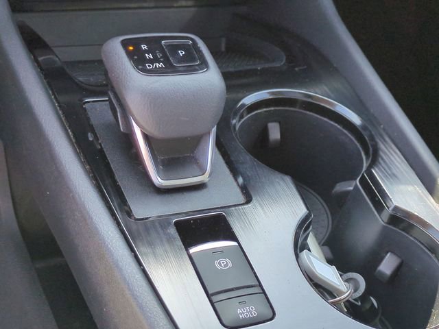 Used 2023 Nissan Rogue SV w/ SV Premium Package FWD image 25