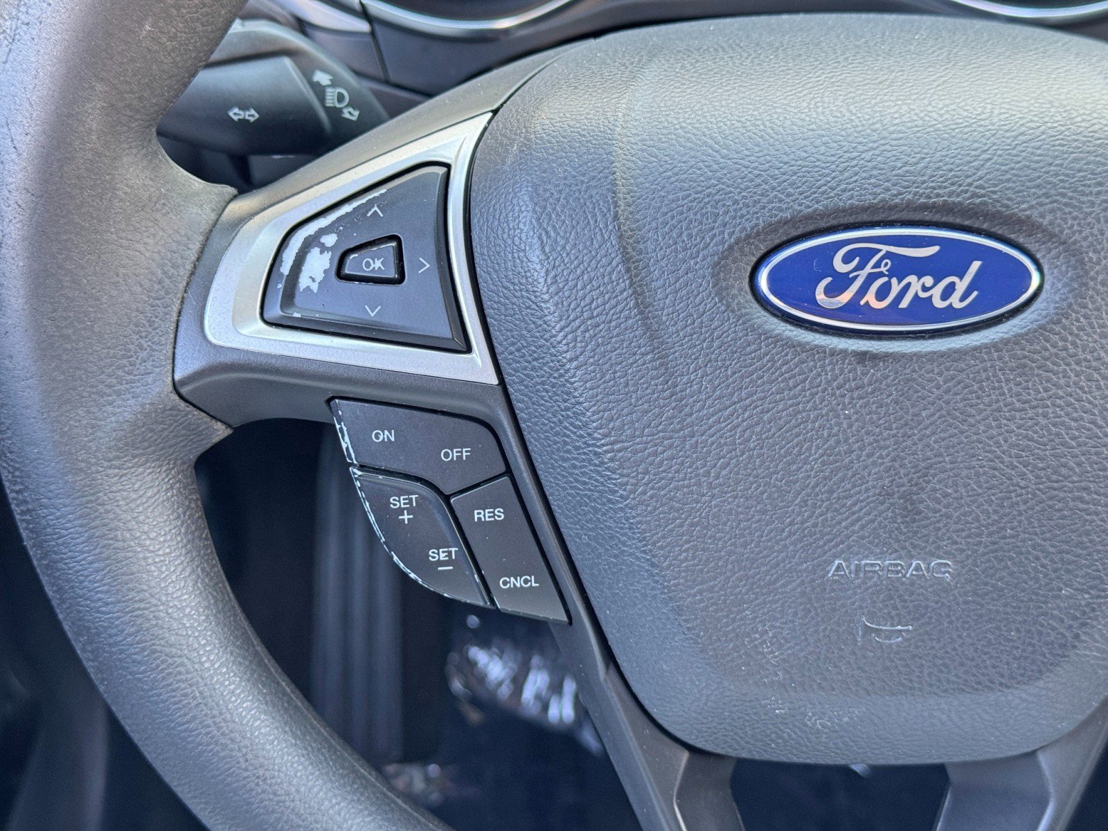 Used 2013 Ford Fusion SE FWD image 19