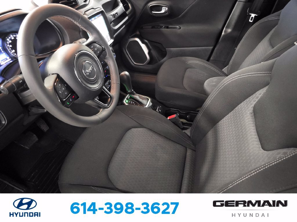 Used 2021 Jeep Renegade Latitude AWD/4WD image 18