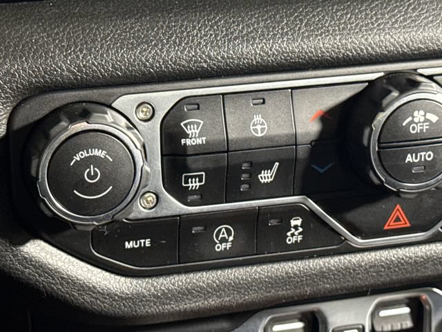 Used 2024 Jeep Wrangler Unlimited Sport AWD/4WD image 36