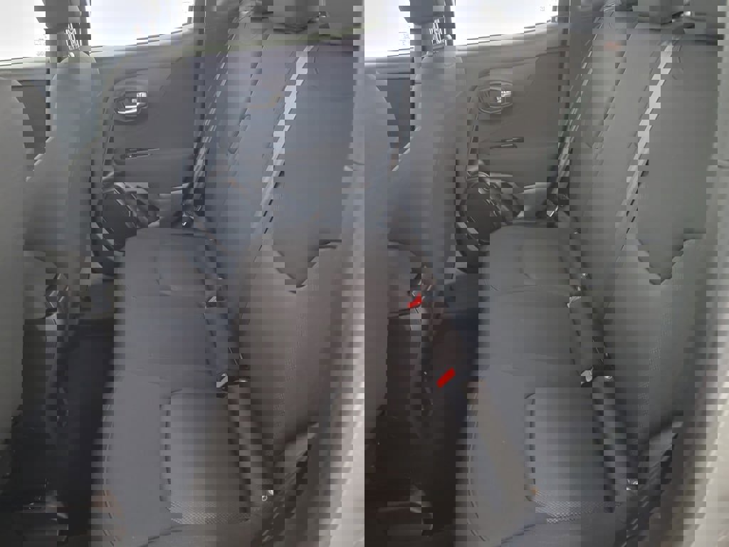 Used 2021 Jeep Renegade Sport image 14