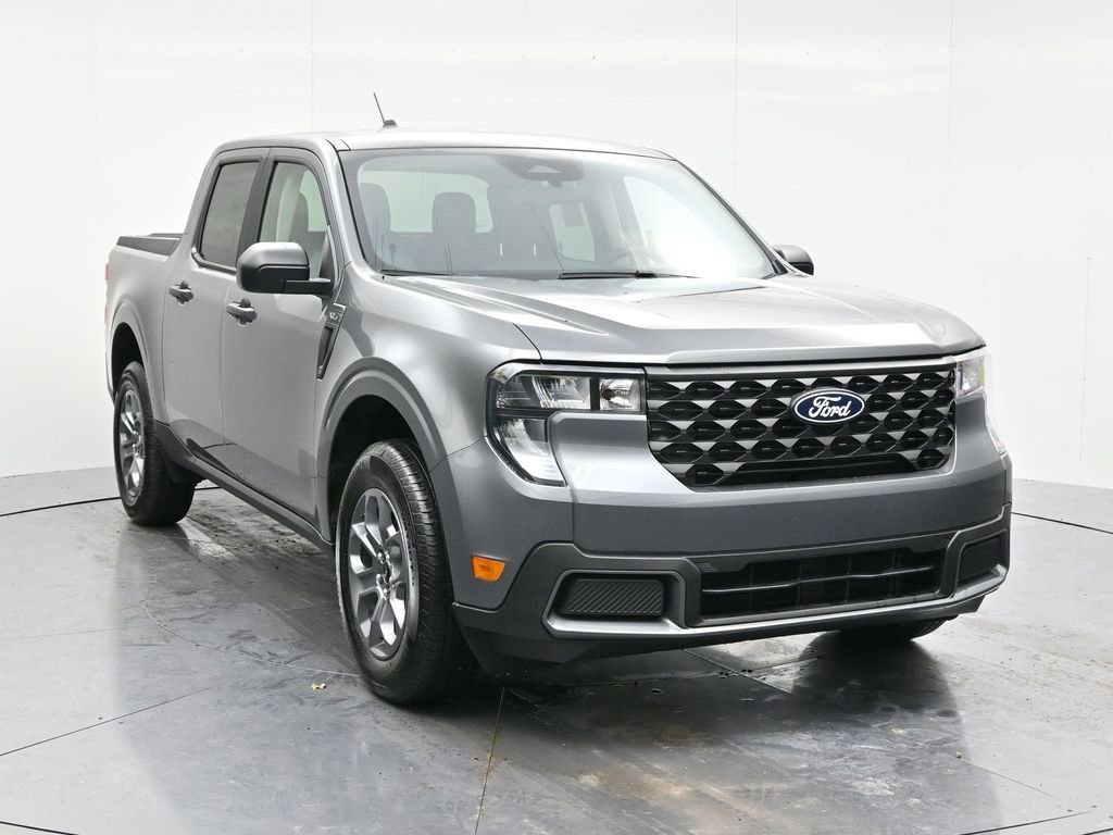 New 2026 Ford Maverick XLT image 3