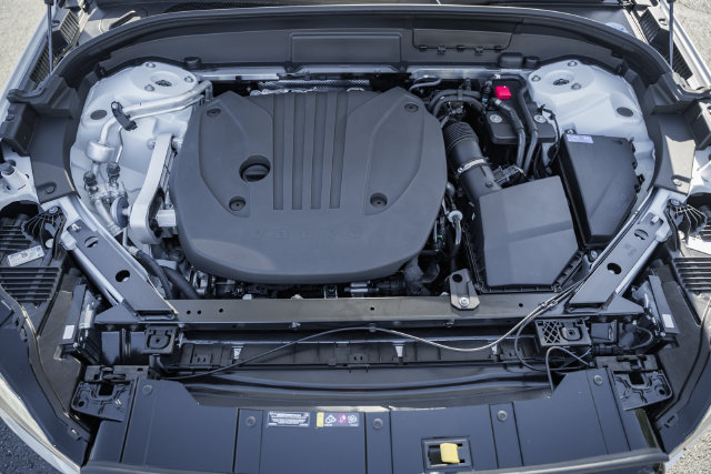 New 2027 Volvo XC60 B5 Plus AWD/4WD image 20