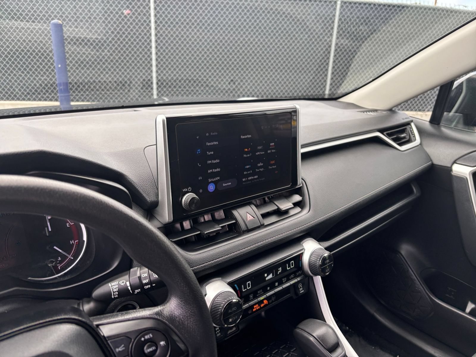 Used 2024 Toyota RAV4 XLE w/ Convenience Package AWD/4WD image 16