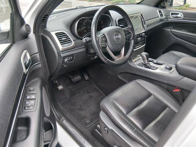 Used 2022 Jeep Grand Cherokee Limited AWD/4WD image 9
