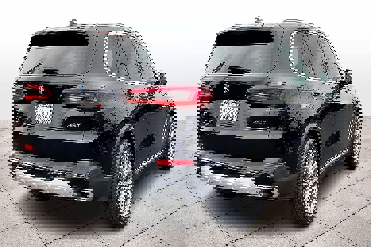 Used 2022 BMW X5 xDrive40i w/ Climate Comfort Package image 16