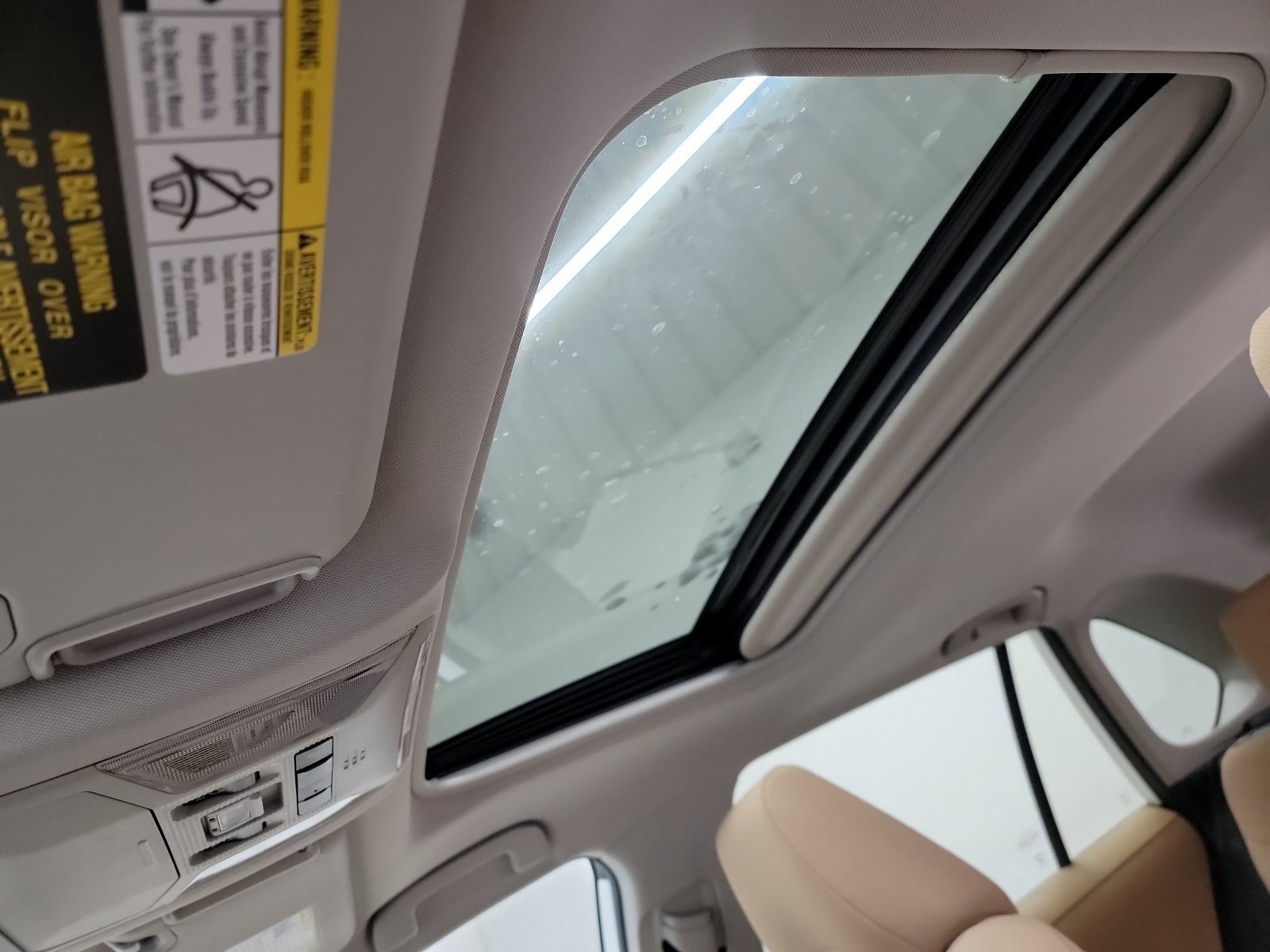 Used 2020 Toyota RAV4 XLE image 24