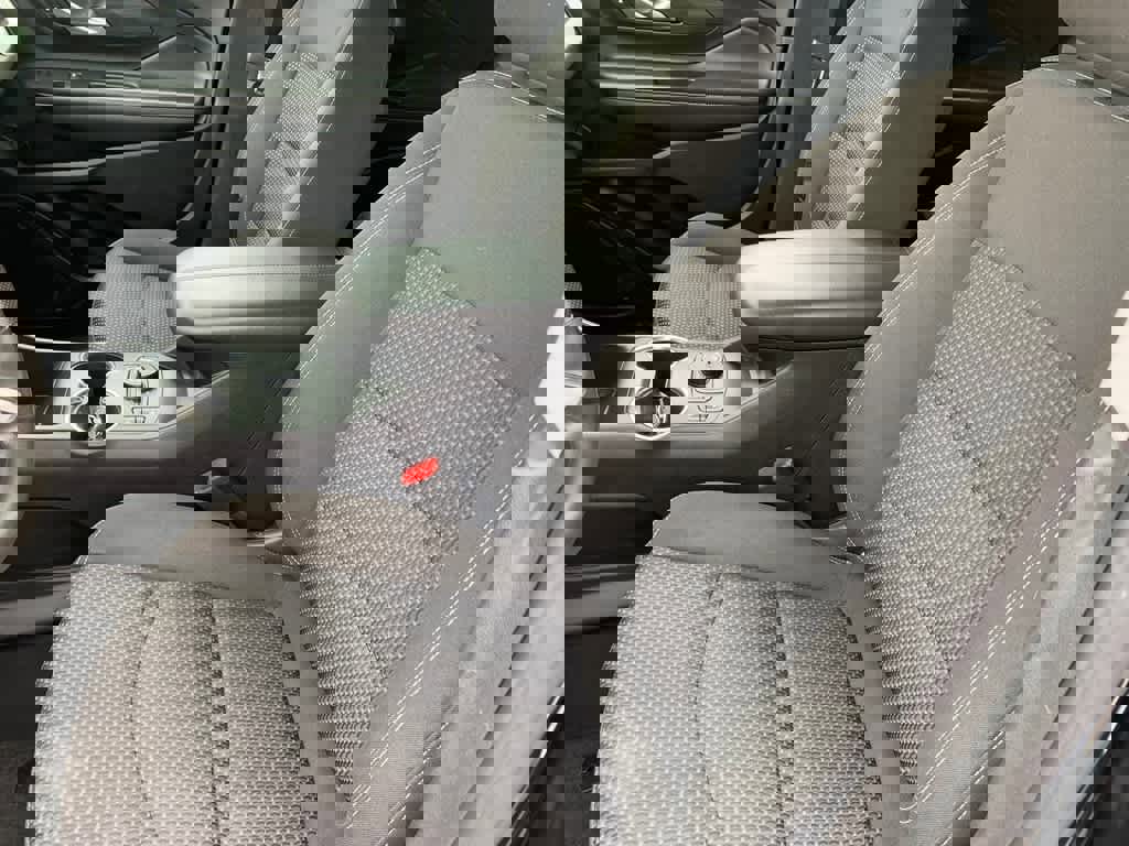 Certified 2022 GMC Terrain SLE w/ Driver Convenience Package AWD/4WD image 17