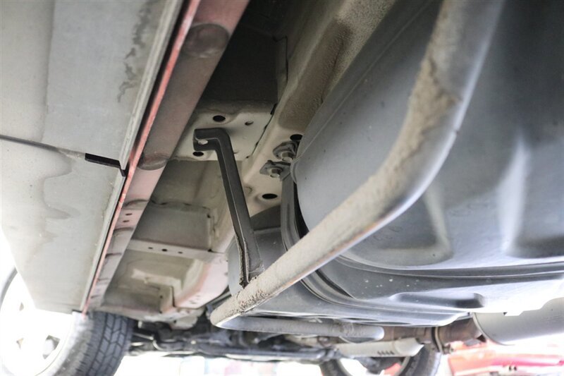 Used 2005 Honda Element EX image 27
