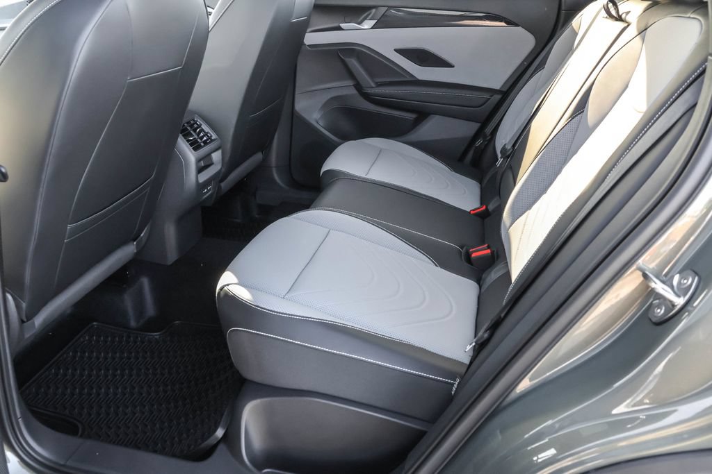 New 2026 Volkswagen Tiguan SE R-Line AWD/4WD image 34