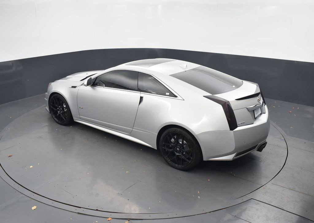 Used 2011 Cadillac CTS V image 31