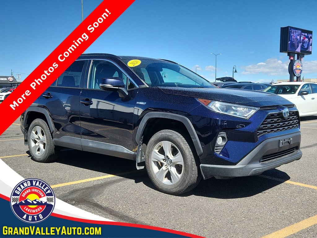 Used 2020 Toyota RAV4 XLE w/ Convenience Package