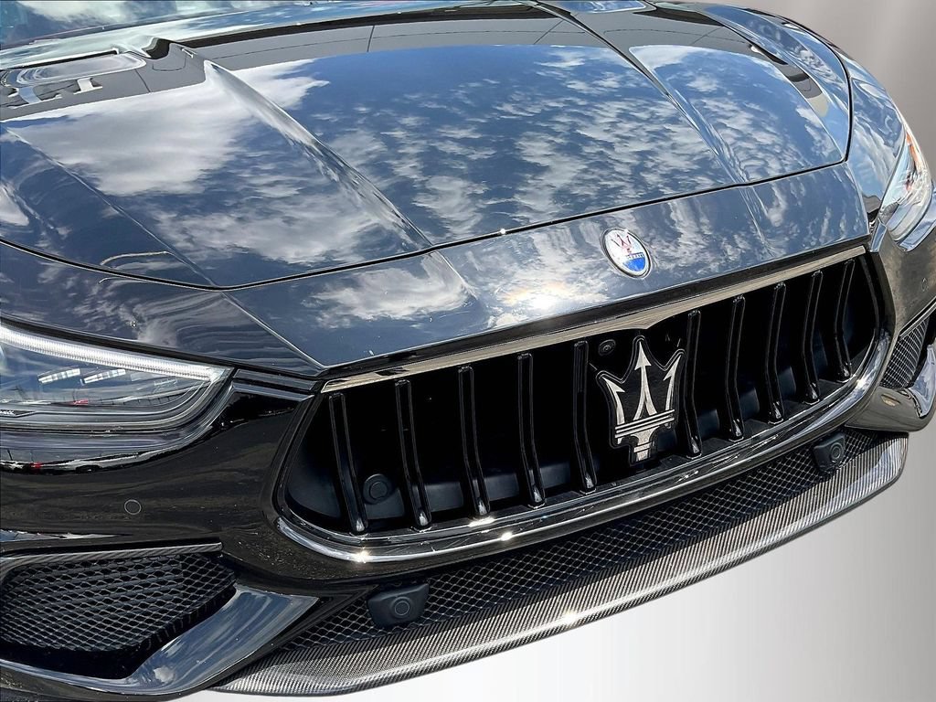 Used 2021 Maserati Ghibli Trofeo RWD image 32