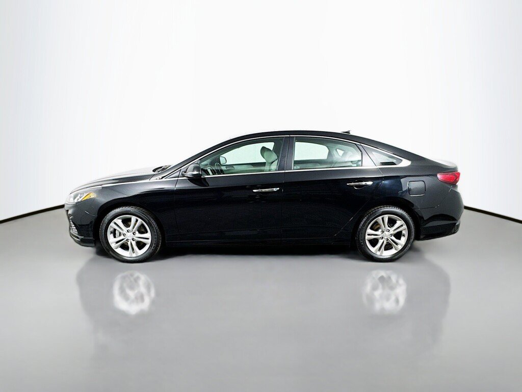 Used 2019 Hyundai Sonata SEL FWD image 2