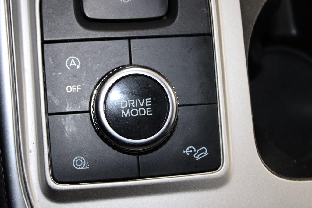 Used 2023 Ford Explorer XLT w/ Equipment Group 202A image 52