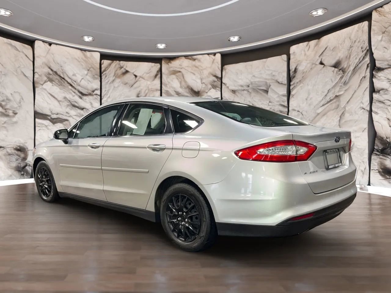 Used 2014 Ford Fusion S image 8
