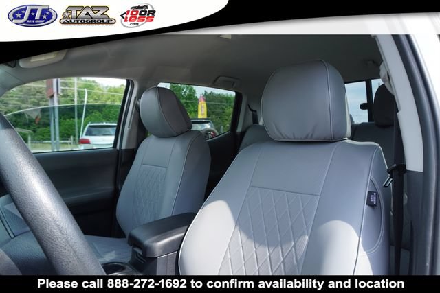 Used 2020 Toyota Tacoma SR w/ SR Convenience Package RWD image 16