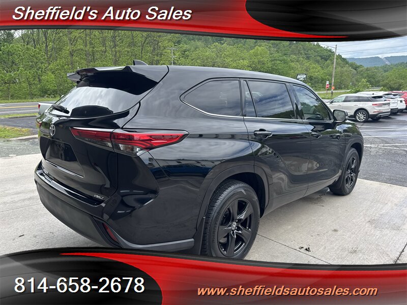 Used 2020 Toyota Highlander L AWD/4WD image 4