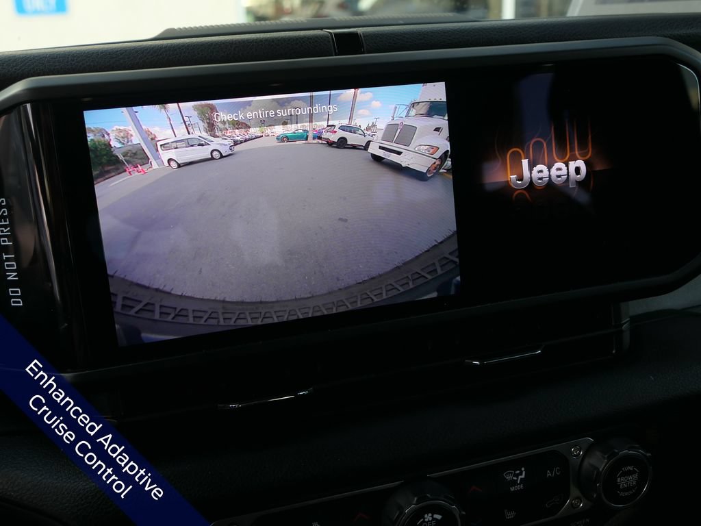 Used 2024 Jeep Wrangler Unlimited Sport AWD/4WD image 22