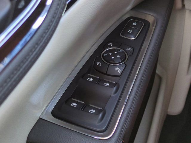 Used 2019 Lincoln Continental Reserve image 23