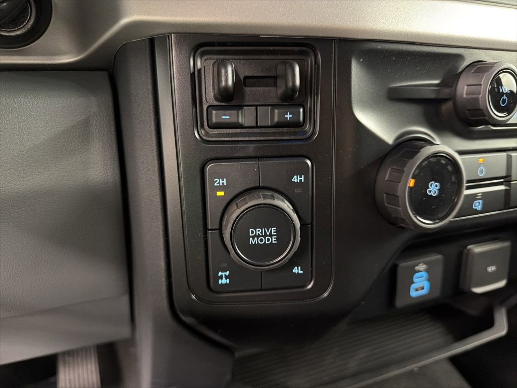 New 2026 Ford F250 XL w/ STX Appearance Package AWD/4WD image 15
