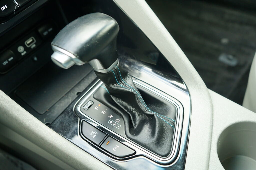 Used 2019 Kia Niro EX Premium w/ Sunroof Package image 20