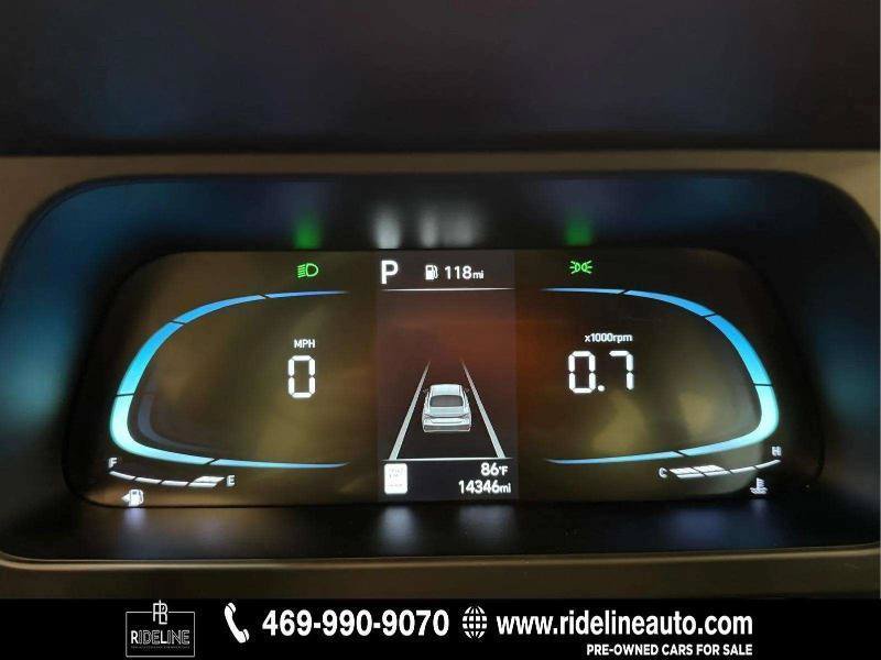 Used 2026 Hyundai Elantra Sport FWD image 21