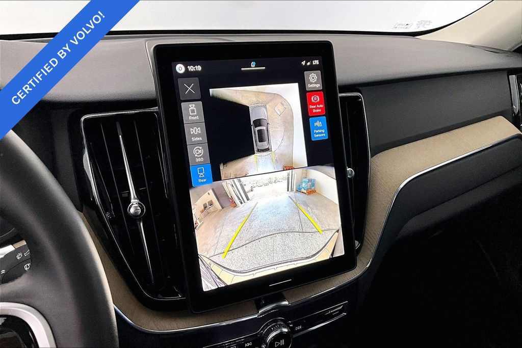 Certified 2026 Volvo XC60 B5 Plus AWD/4WD image 28