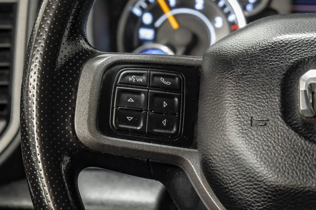 Used 2019 RAM 3500 Tradesman w/ Chrome Appearance Group AWD/4WD image 16