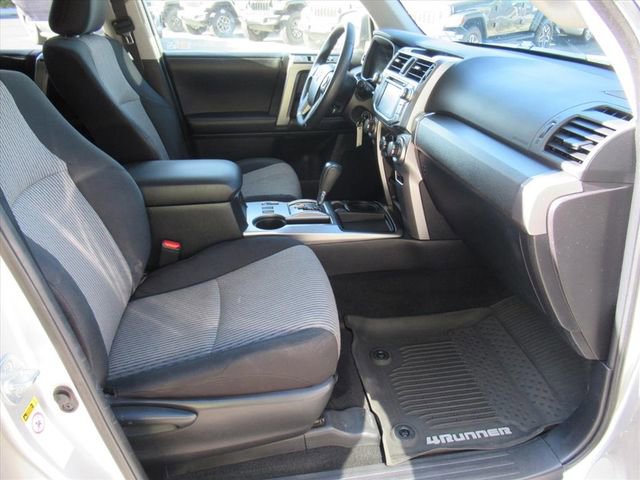 Used 2018 Toyota 4Runner SR5 image 10