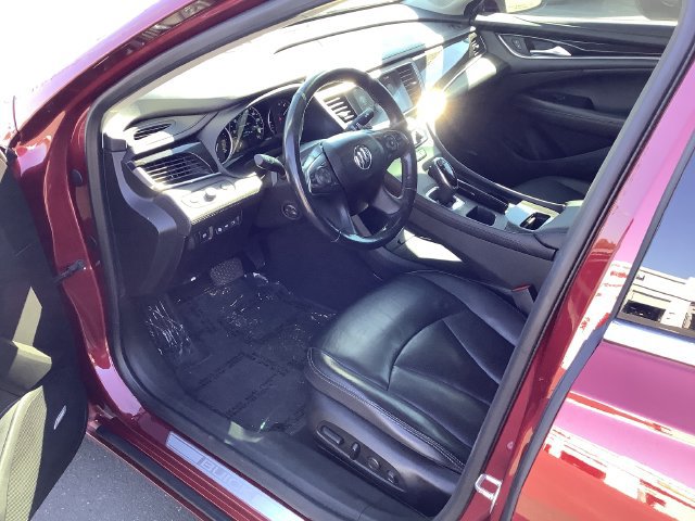 Used 2017 Buick LaCrosse Premium w/ Driver Confidence Package #2 FWD image 7