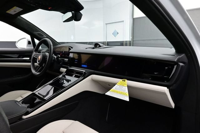 New 2026 Porsche Panamera GTS AWD/4WD image 19