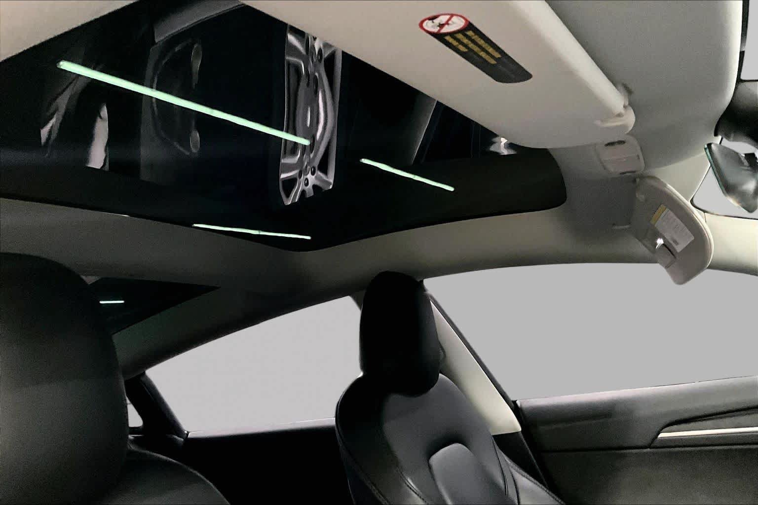 Used 2022 Tesla Model 3 RWD image 13