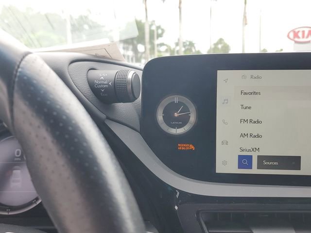 Used 2024 Lexus ES 300h F Sport w/ Accessory Package (Z2) FWD image 29